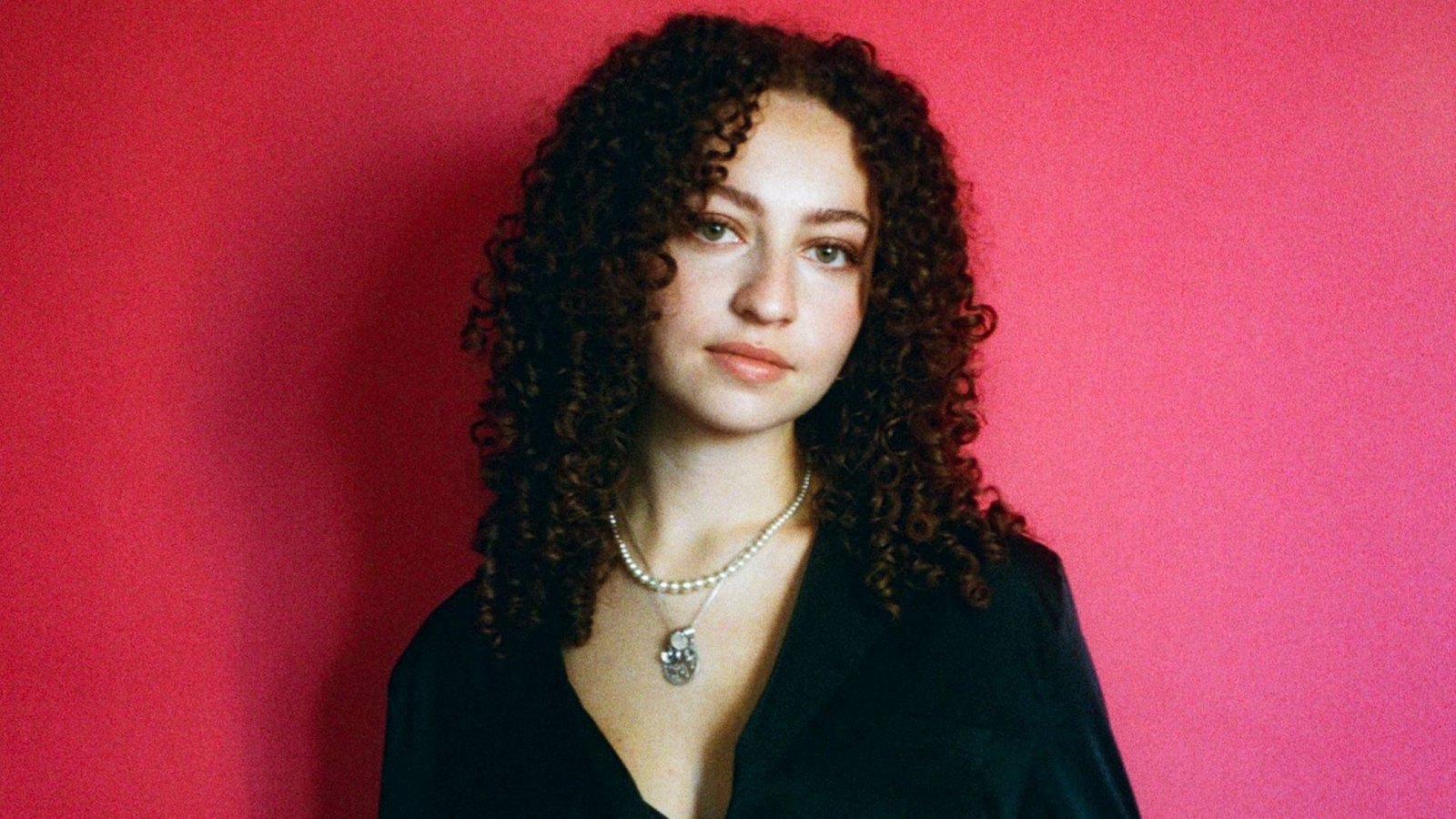 B-Jazzed: A Holiday Afternoon With Avery Raquel